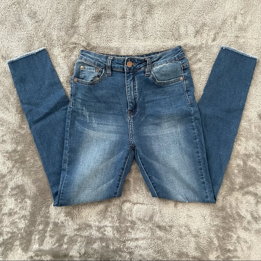 Fashion Nova Raw Hem High Waisted Skinny Jeans Distressed Blue Size 9